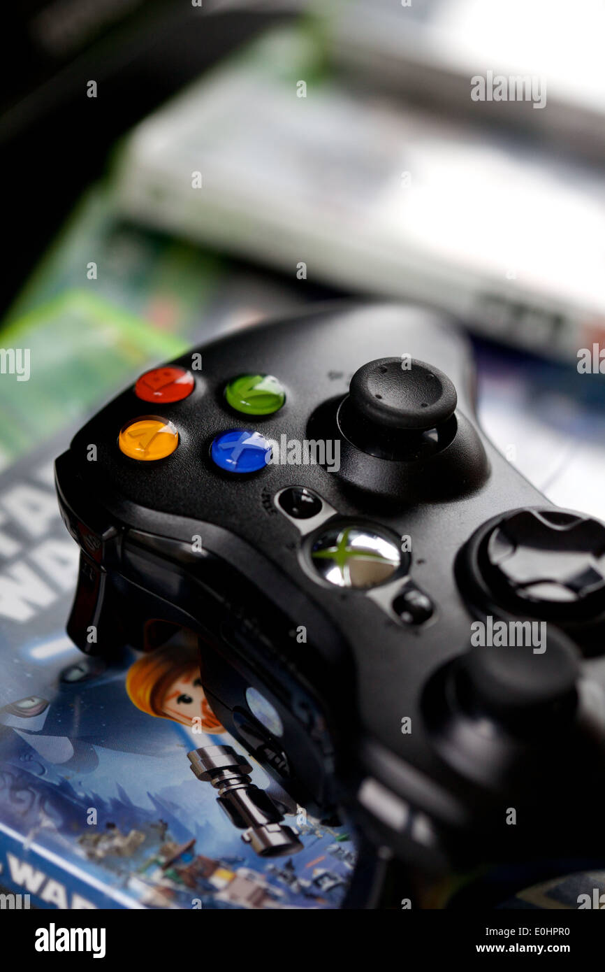 Xbox Spiele mit Konsole Stockfoto