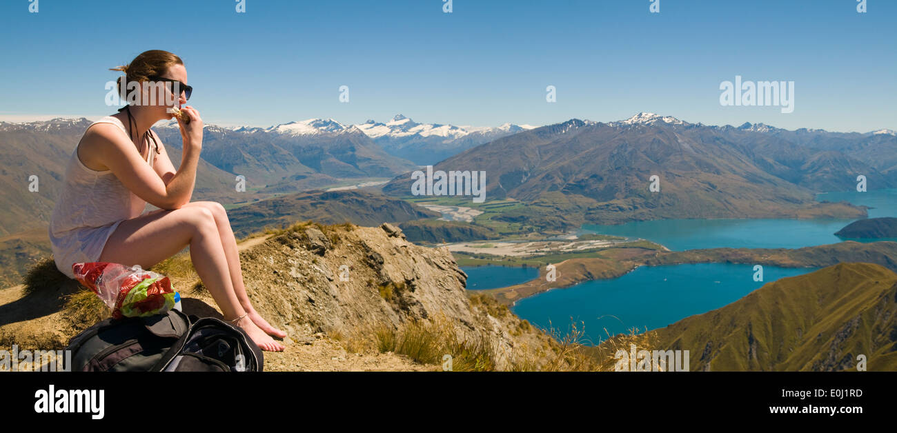 Blick vom Gipfel des Roys Peak, Wanaka, mit Blick auf Lake Wanaka Stockfoto