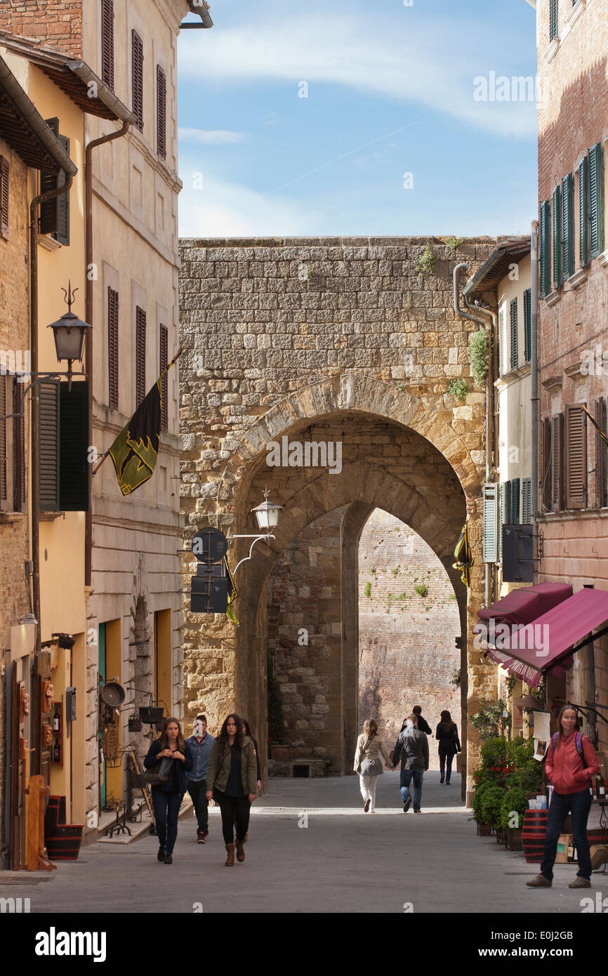 Eingangstor, Montepulciano Toskana Italien. Stockfoto