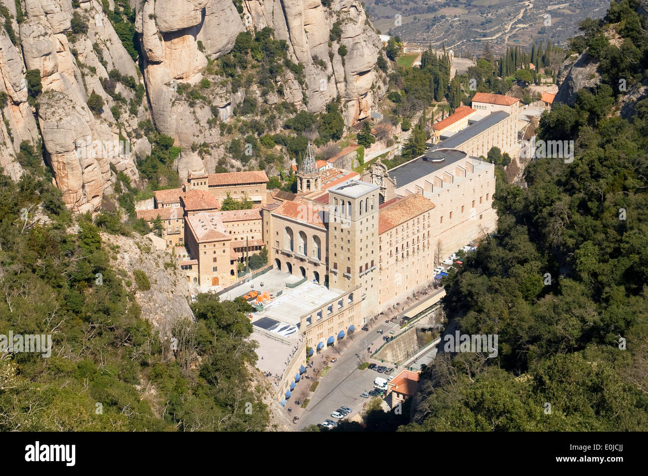 Luftaufnahme des Klosters von Santa Maria von Montserrat, Katalonien. Stockfoto