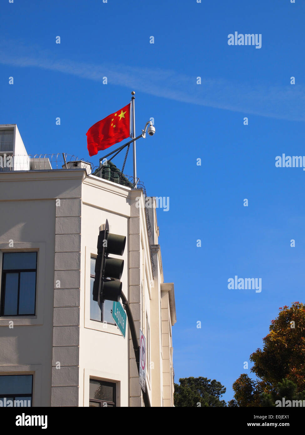 Flagge der Volksrepublik China im chinesischen Konsulat General Building San Francisco Stockfoto