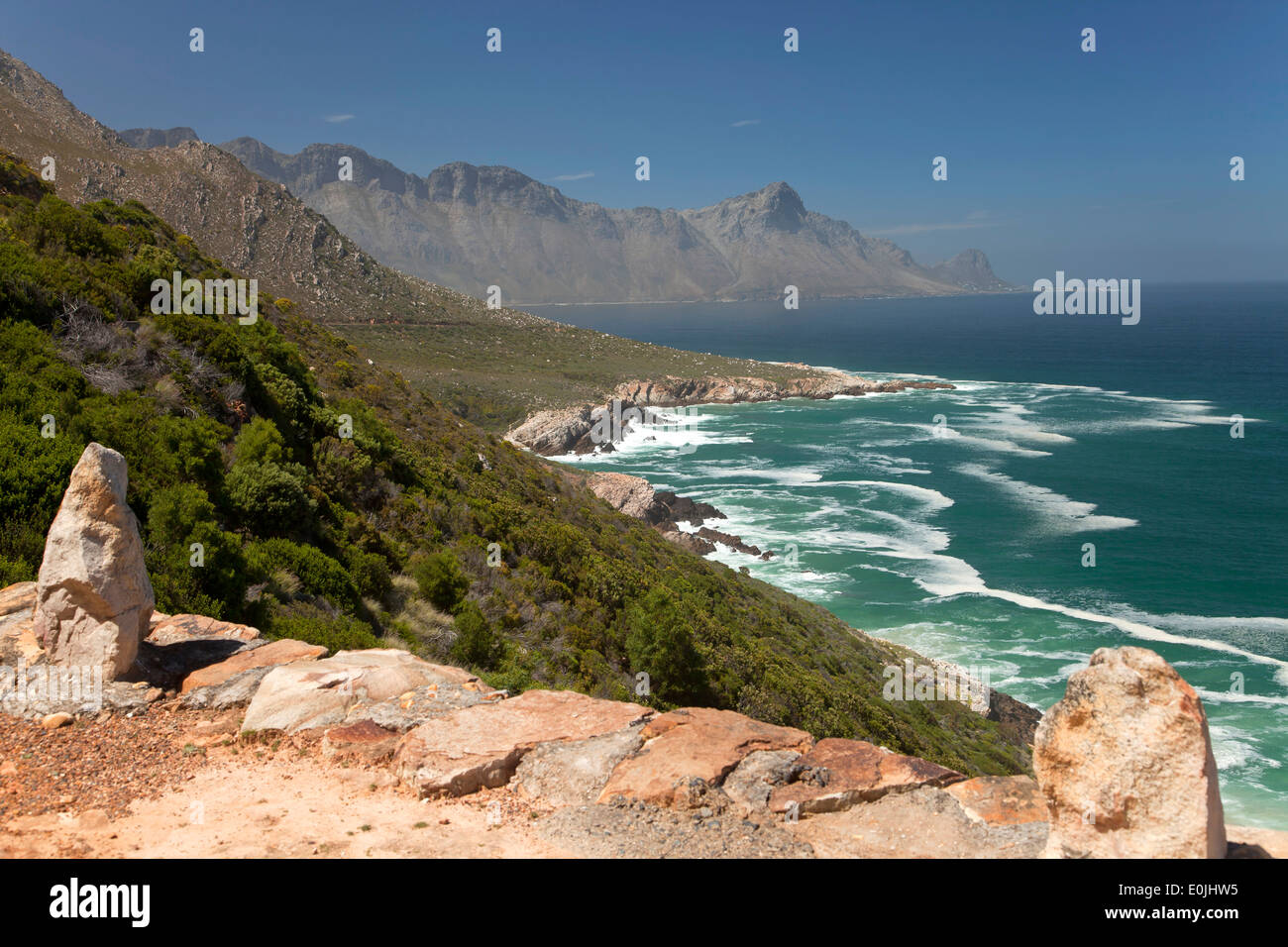 Blick über die Küste in der Nähe von Kogel Bay, Falsebay, Western Cape, Südafrika Stockfoto