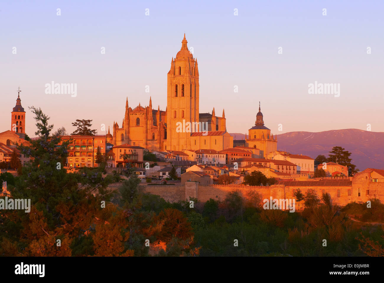 Kathedrale, Segovia, Dom bei Sonnenuntergang, Kastilien-León, Spanien Stockfoto