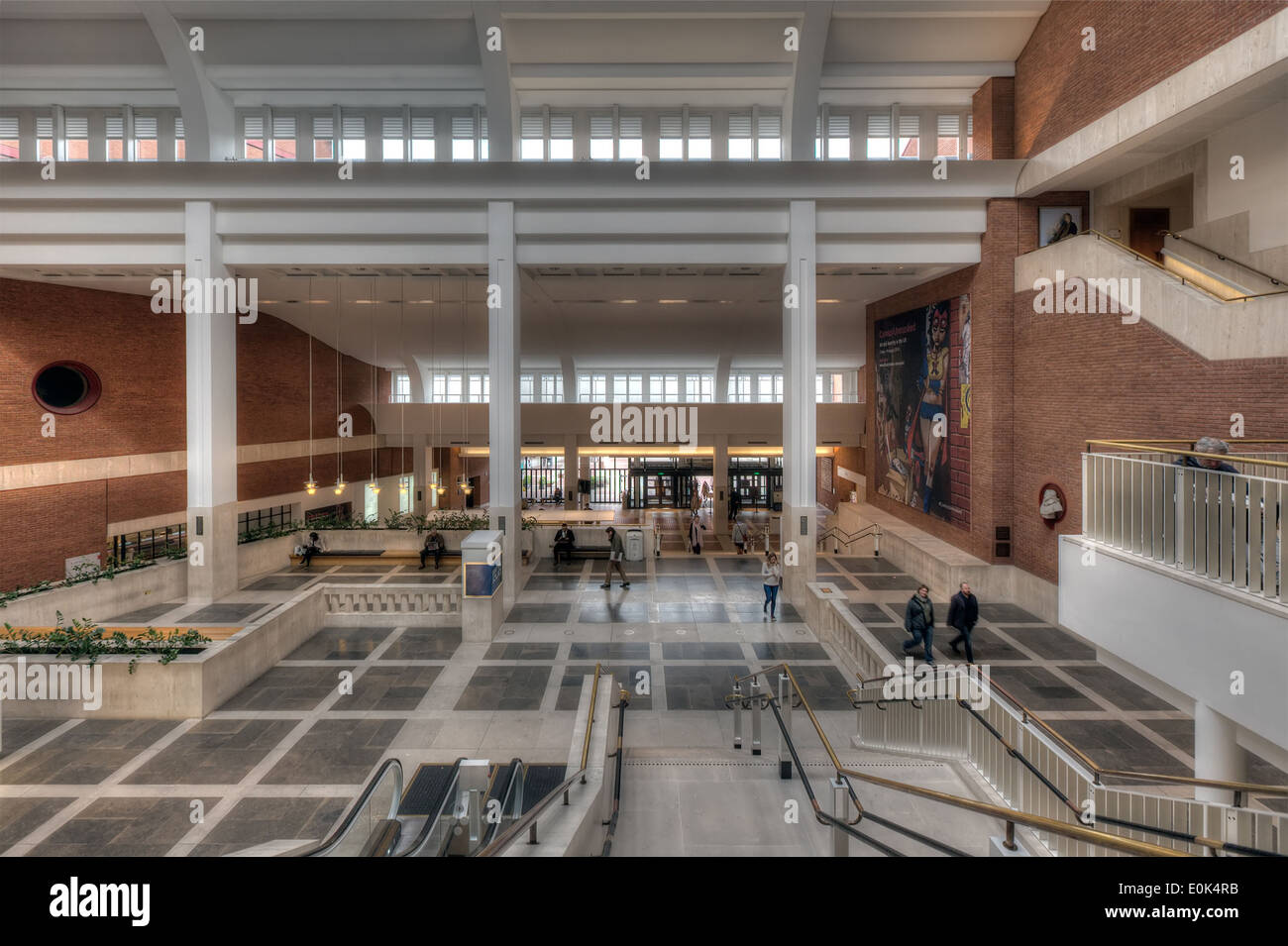 Das Foyer der British Library in London Stockfoto