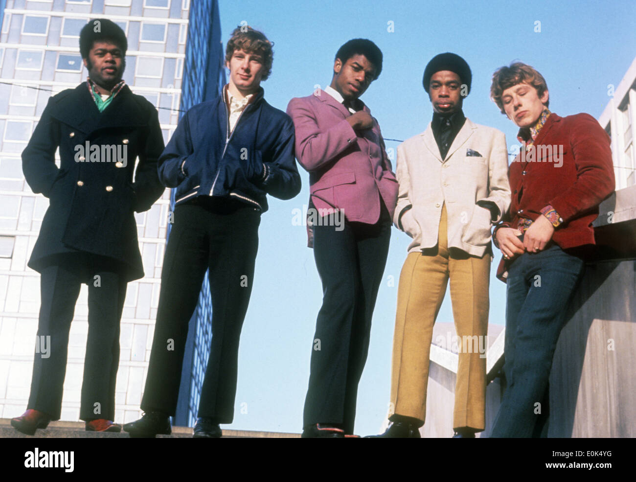 DIE entspricht UK-pop-Gruppe im Jahr 1968 mit Eddie Grant-Zentrum Stockfoto
