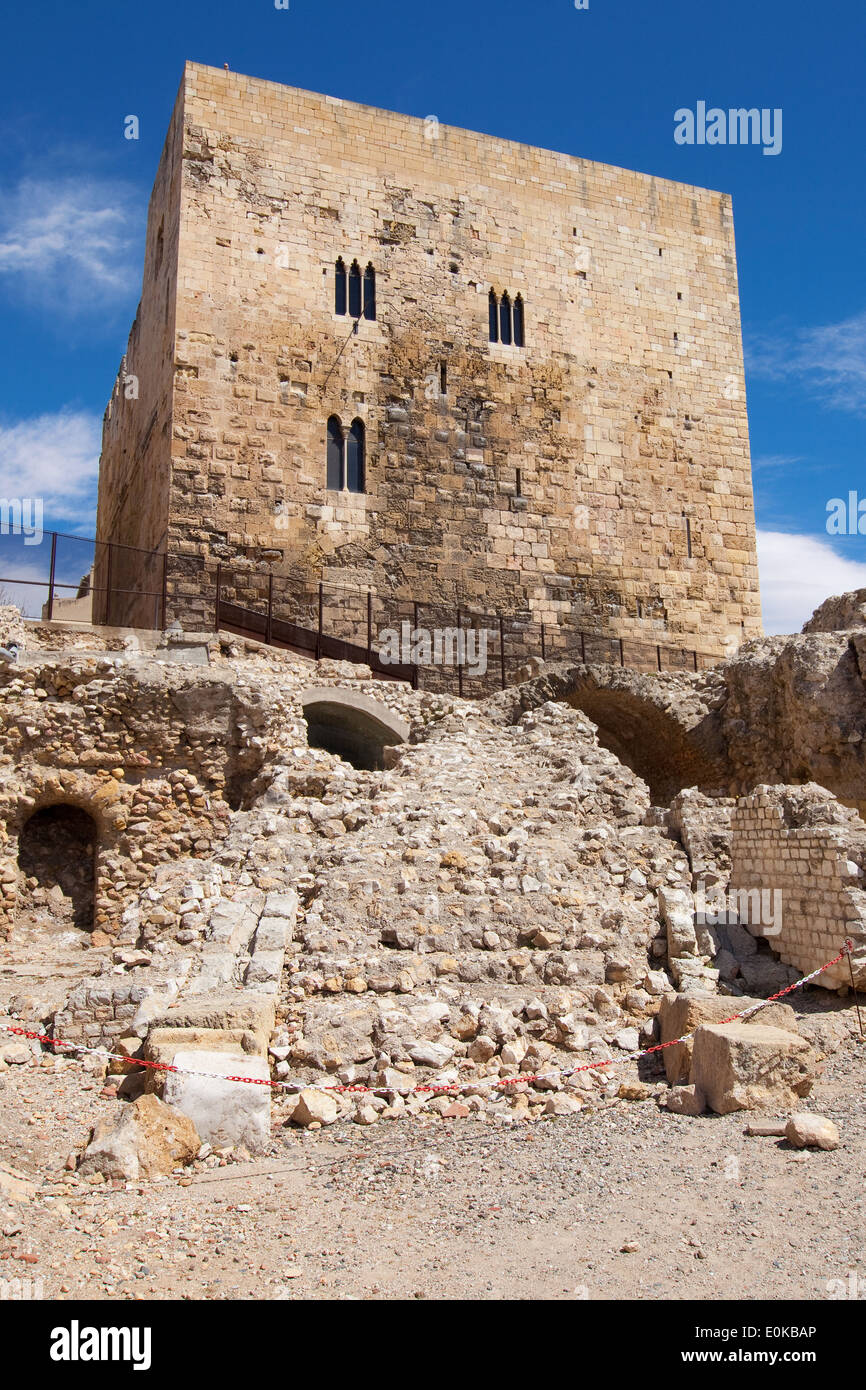 Ruinen der Roman Circus und der Turm das Praetorium in Tarragona, Spanien. Stockfoto