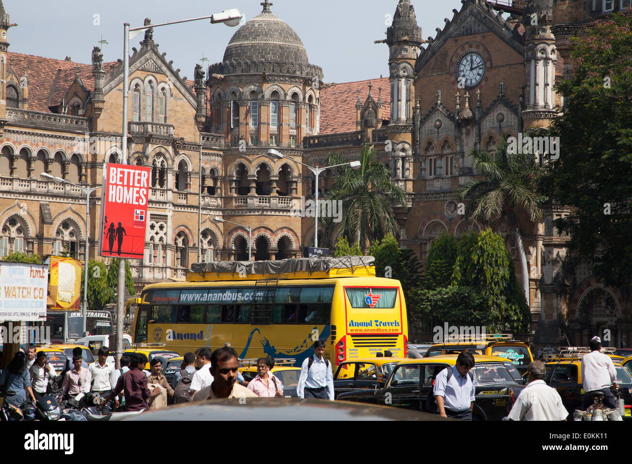 Die aufwendige Victoria Terminus (Chhatrapati Shivaji Terminus), ca. 1887, Mumbai. Stockfoto