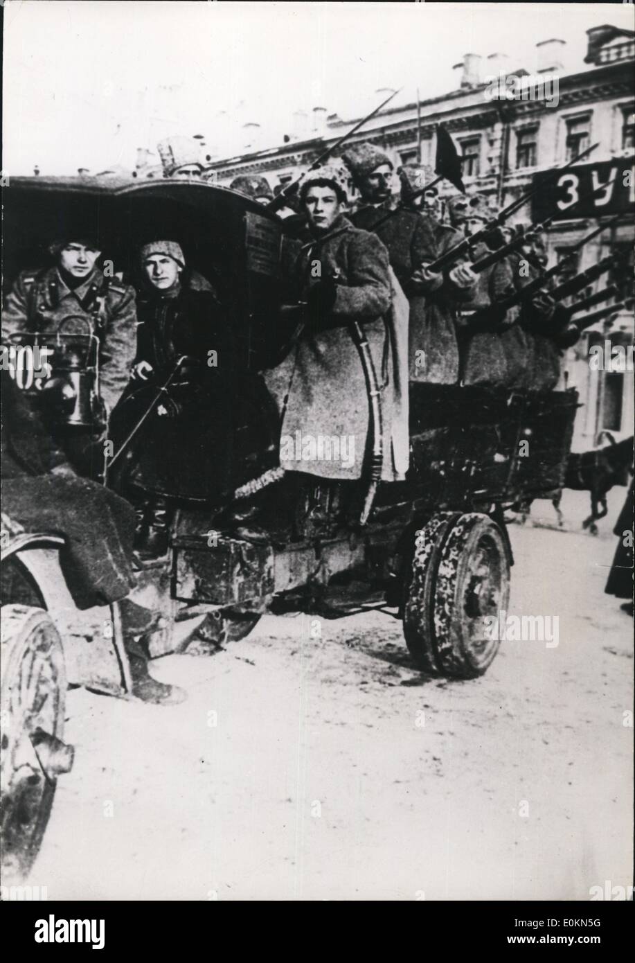 1. Januar 1915 - Maßnahmen die Sicherheit nach Bombendrohung an Paris Börse ESS. Stockfoto