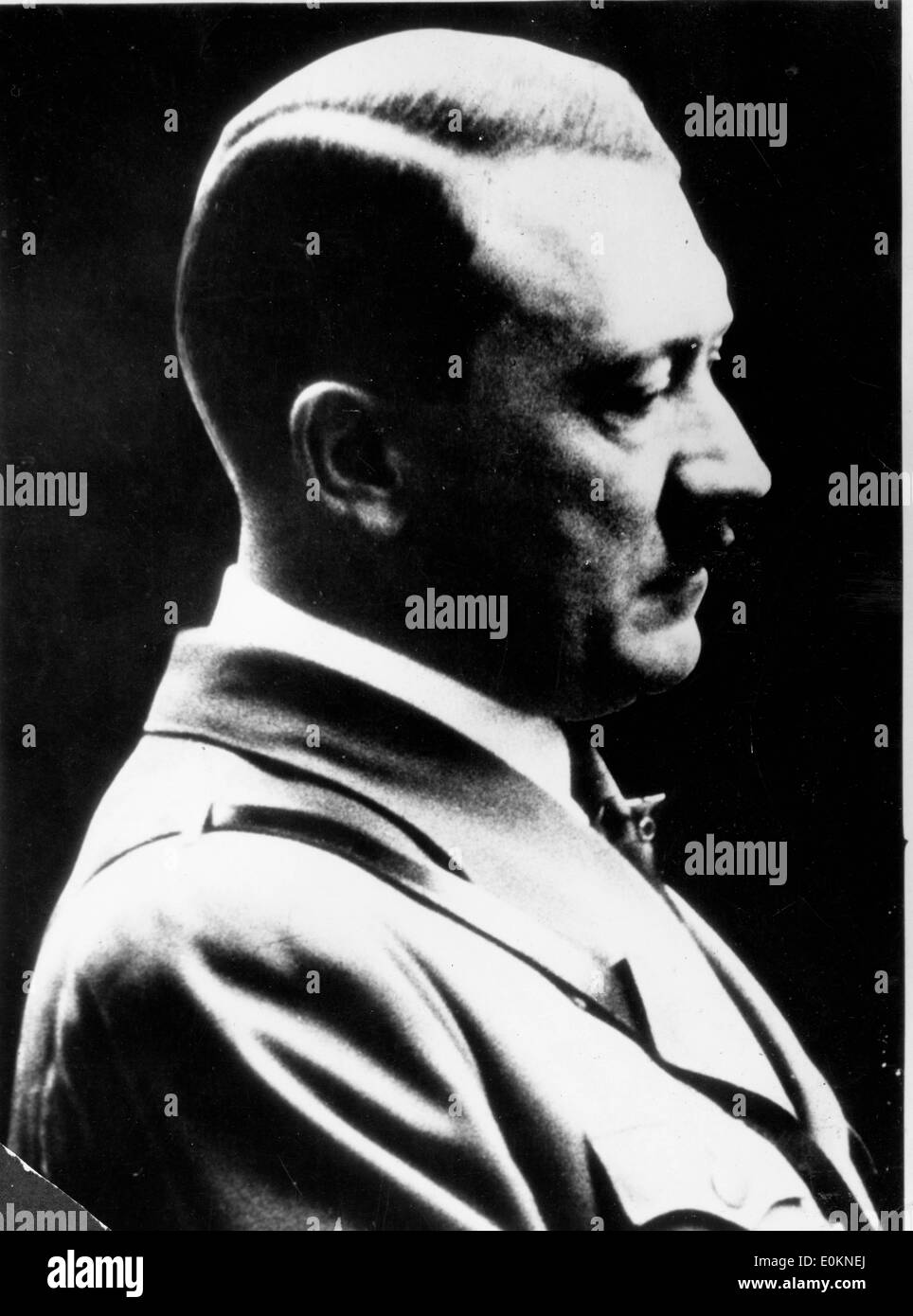 1. Januar 1930 - Berlin, Deutschland - Profil-Foto von ADOLF HITLER ...