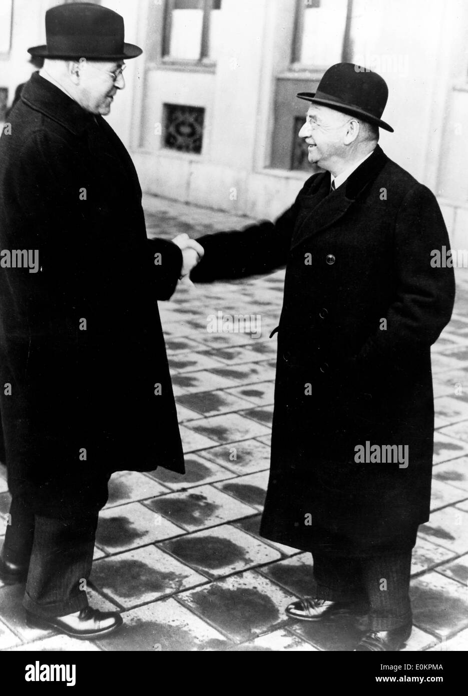 Sir Henry Hallett Dale mit Otto Loewi im Grand Hotel Stockfoto