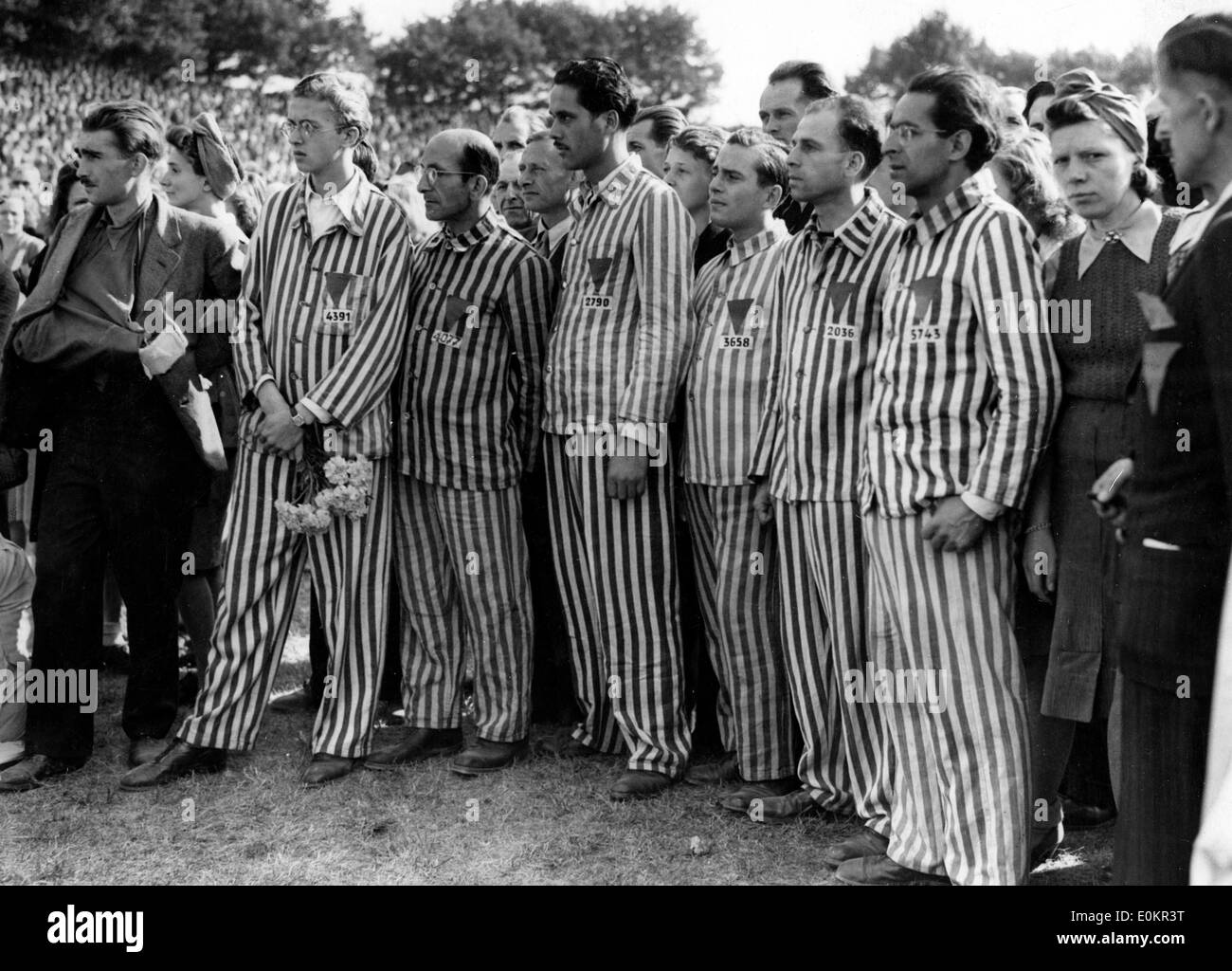Gruppe von ehemaligen Häftlingen der Konzentrationslager Stockfoto