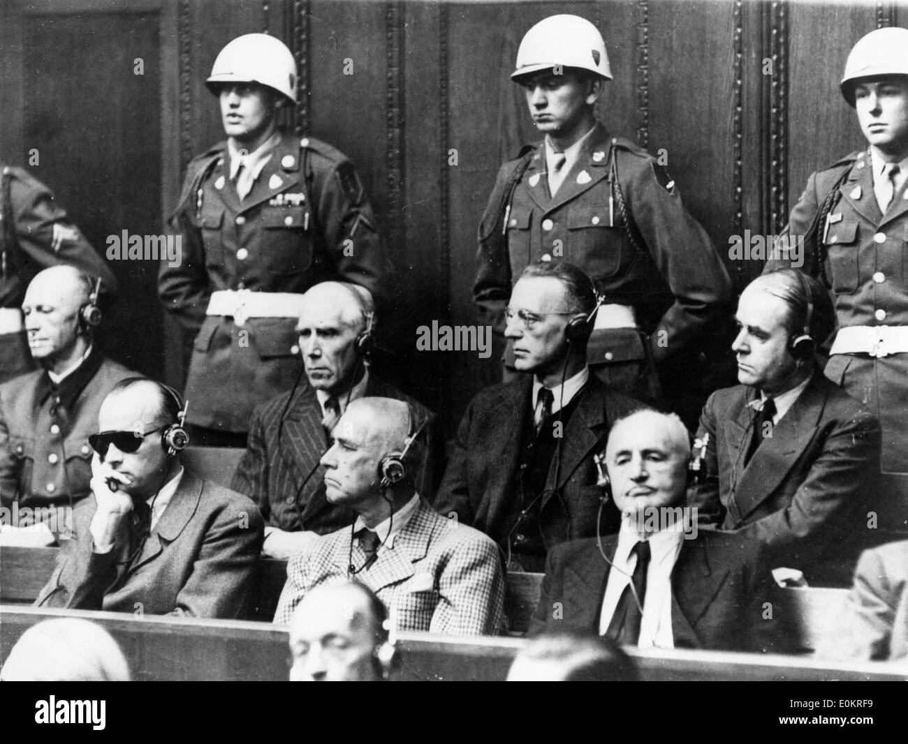 Einige der wichtigsten Angeklagten gesehen sitzt auf der Anklagebank in Nürnberg im zweiten Weltkrieg die größte Demo in der Geschichte Stockfoto