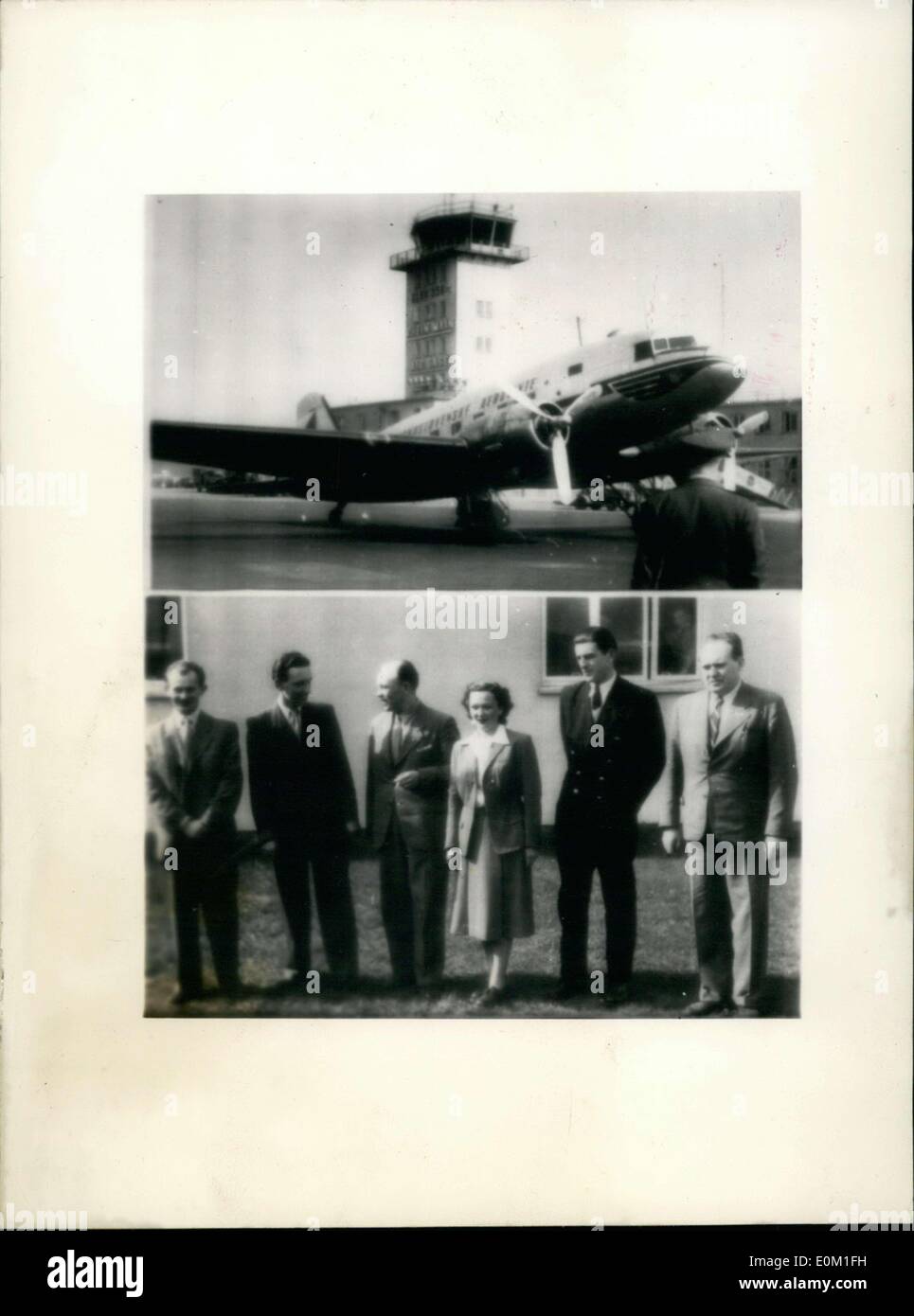 24. März 1953 - eine tschechische Maschine landete am militärischen Flughafen Frankfurt am Dienstag mit sechs Personen an Bord. Wir fordern mehr Informationen aus dem Nachrichtendienst. Stockfoto