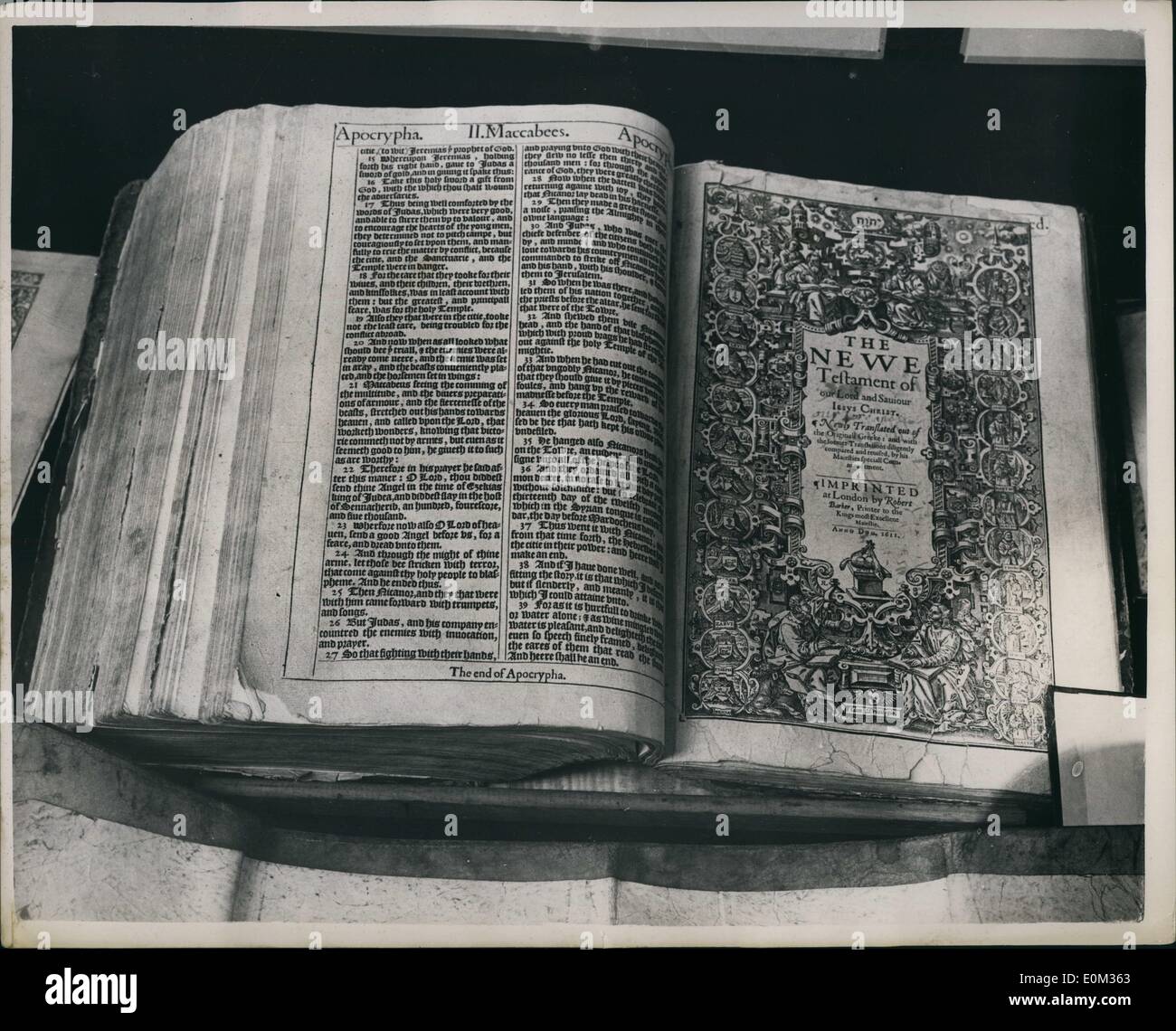 6. Juni 1953 - Krönung Bibel Ausstellung am Abbey: Lord Brabazon von Tara eröffnet heute die B.S.B. Die Bibel spricht von Großbritannien Stockfoto