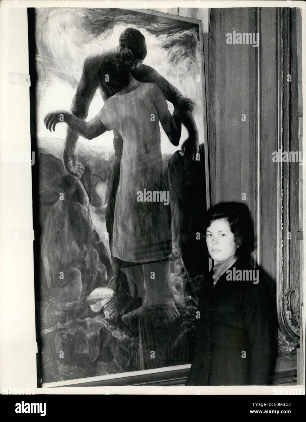 5. Mai 1953 - Eröffnung der Ausstellung '' Christian-Thema In der zeitgenössischen Kunst"In London. Sir John Rothenstein, Direktor der Tate Gallery - führte heute Nachmittag die Zeremonie der Eröffnung der Ausstellung mit dem Titel '' der christlichen Thema im Contemporary Arts'' - im Park Lane House... Keystone-Fotoshows: - siebzehn Jahr alt Margaret Merritt der Guildford - mit ihrem Aquarell mit dem Titel '' Love Thy Neighbour'' - nach der Eröffnungszeremonie. Dieses Bild malte sie, als sie 15 Jahre alt war. Stockfoto