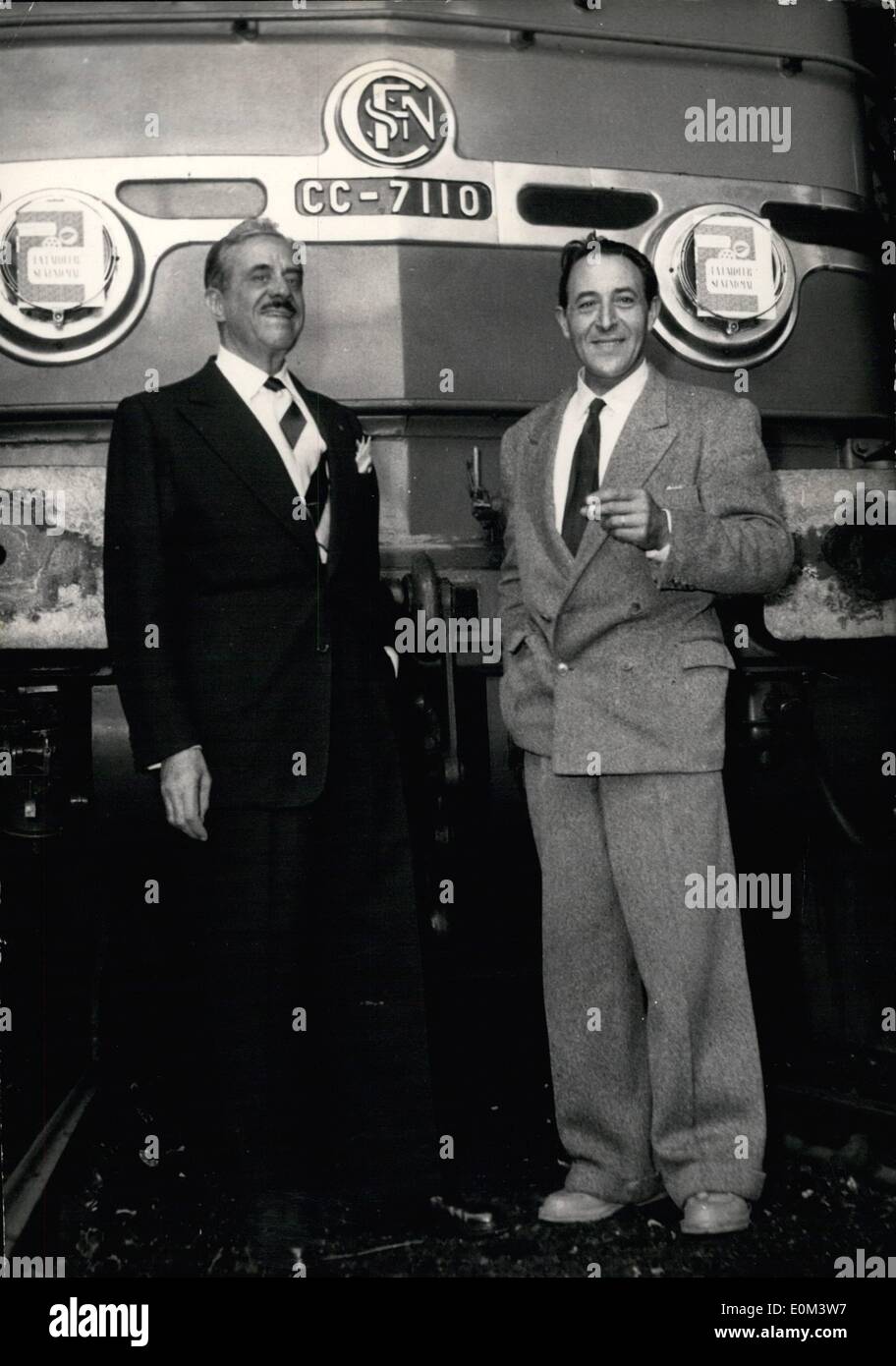 Raymond loewy in paris Fotos und Bildmaterial in hoher Auflösung Alamy