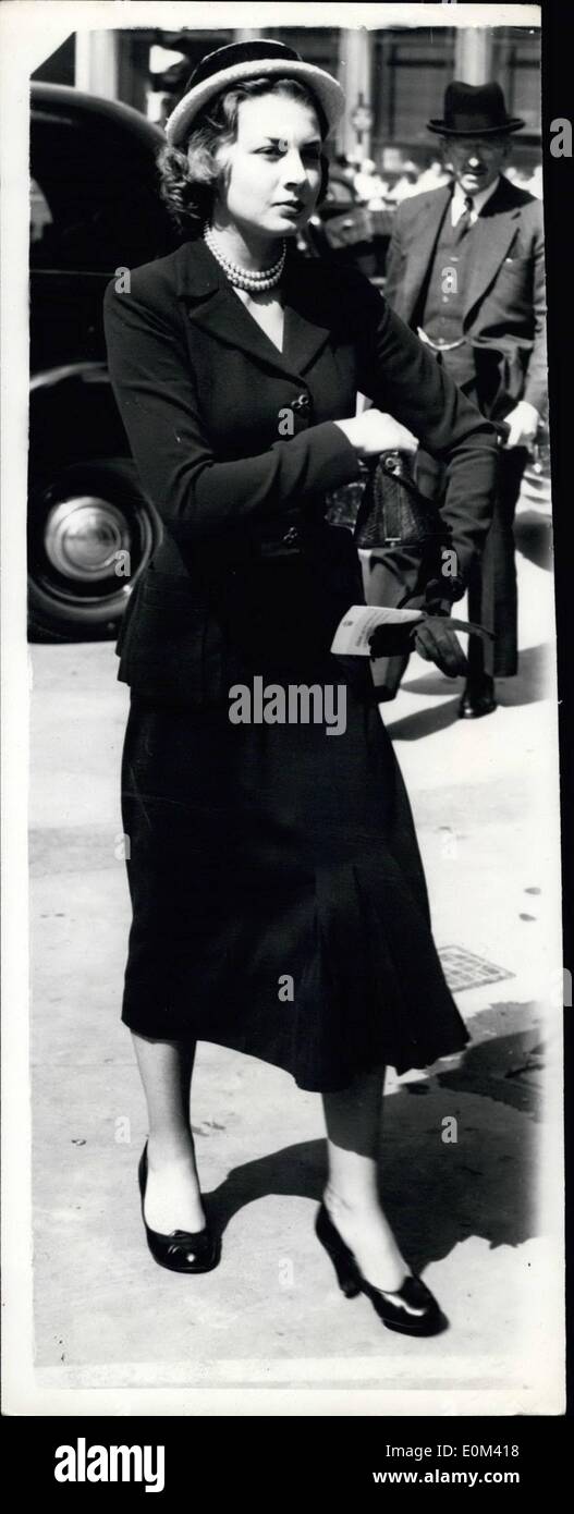 5. Mai 1953 - Abby Krönung Probe. Lady Jane Wane-Tempest-Stewart: Foto zeigt Lady Jane Wane-Tempest-Stewart eine der Maids Of Honour - gesehen, wenn sie besuchte die Krönung Probe - bereit für die Krönung in der Westminster Abbey heute Morgen. Stockfoto