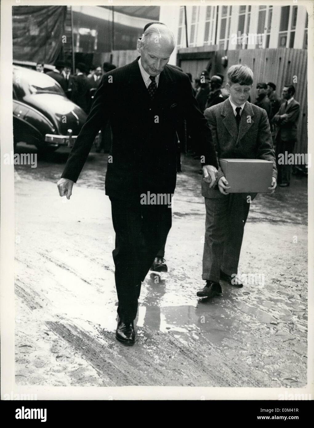 5. Mai 1953 - TodayÃ ¢ Â'¬â "¢ s Krönung Generalprobe in der Abtei.  Foto zeigt: Feld-Marschall-Lord Montgomery, gesehen leavi Stockfoto