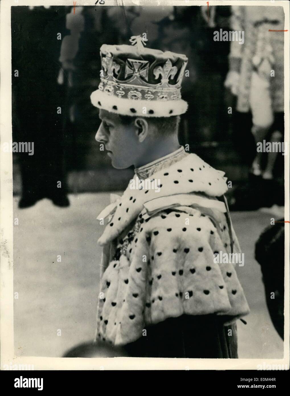6. Juni 1953 - Krönung von Queen Elizabeth II. Herzog von Edinburgh im Zustand Bademäntel während der Zeremonie. Foto zeigt H.R.H den Herzog Stockfoto