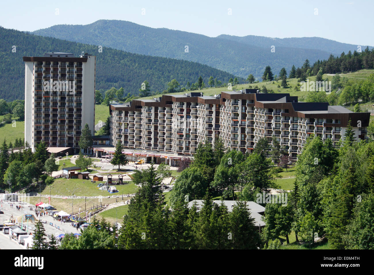 Dorf von Villars-de-Lans, während Big Bike Festival, Vercors, Villard de Lans, Isere, Rhone-Alpes, Frankreich Stockfoto