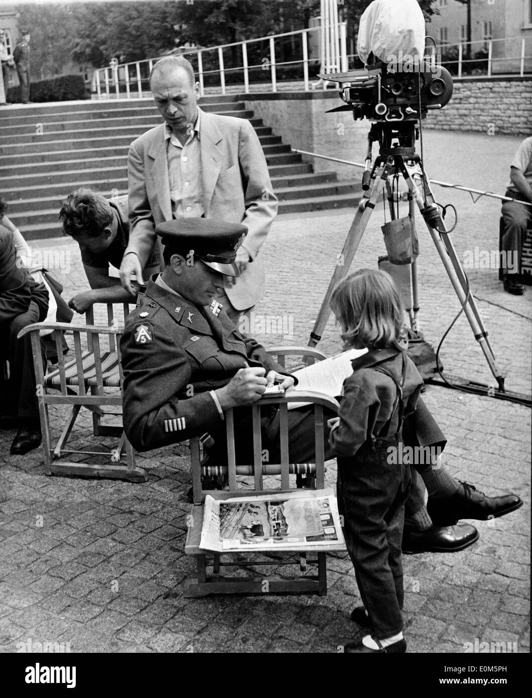 Schauspieler Gregory Peck am Set von "Mann in der Nacht" Stockfoto