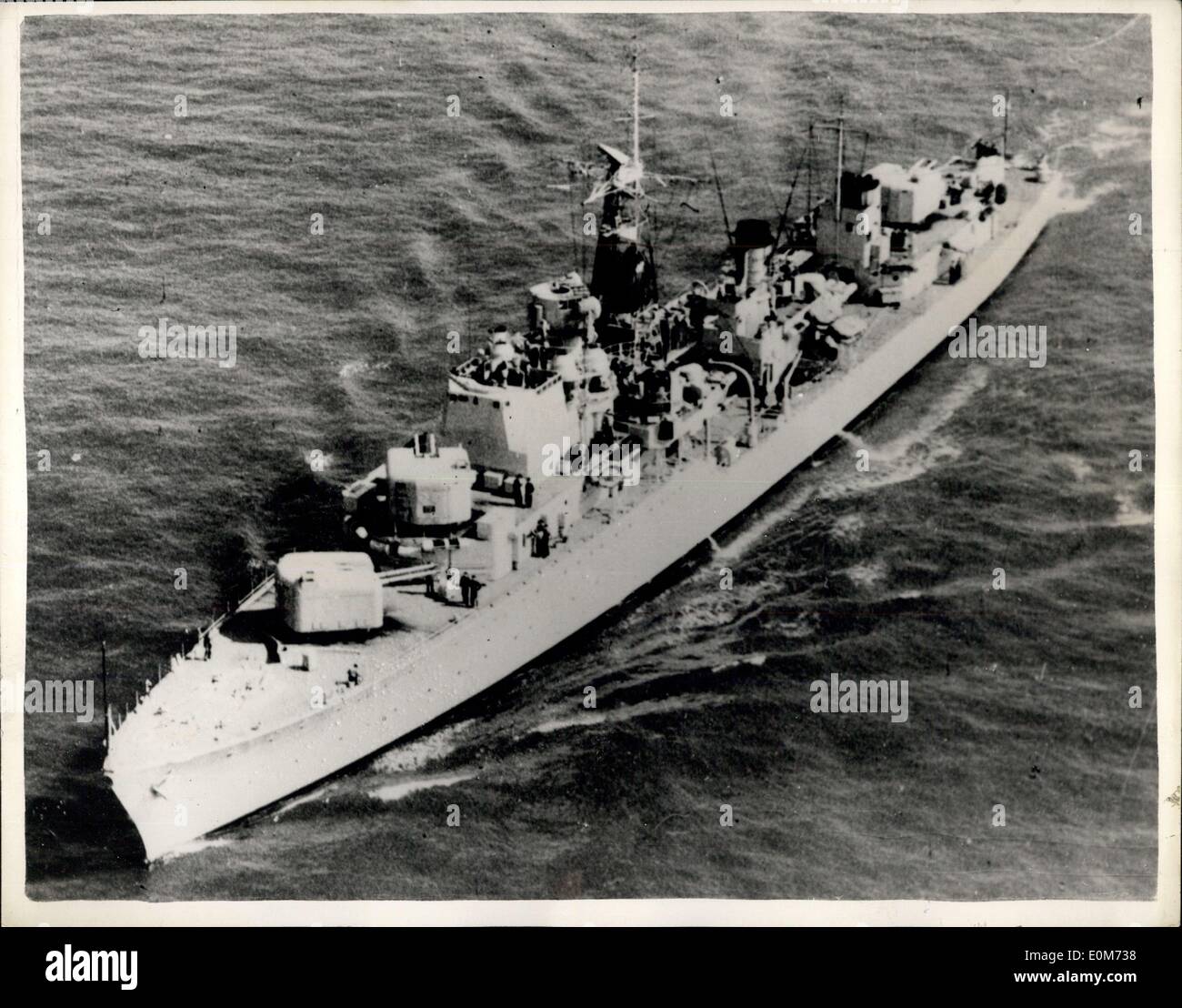 Sept. 30, 1953 - Kriegsschiff Crash - 32 verletzt.: Cruiser Swiftsure und der Daring-Klasse Zerstörer Diamant, Teilnahme an Übung Stockfoto
