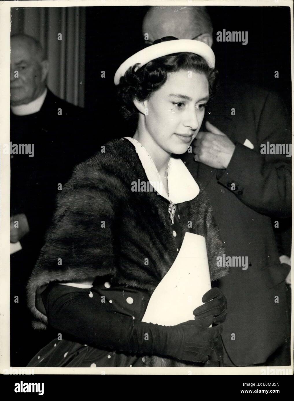 21. Mai 1954 - 21.05.54 Prinzessin Margaret in N.S.P.C.C. Sitzung im Mansion House. H.R.H. Prinzessin Margaret besuchte heute Nachmittag die 70. Generalversammlung des N.S.P.C.C. im Mansion House. BIPPA Foto zeigt: Prinzessin Margaret während der Sitzung im Mansion House heute Nachmittag gesehen. Stockfoto