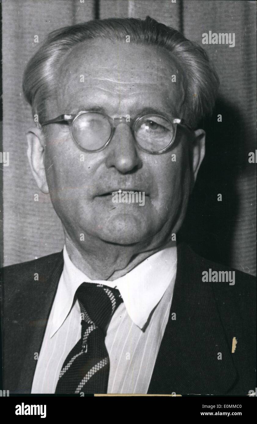 10. Dezember 1955 - Ex-Reichstag Präsident Paul Loebe 80 Jahre alt: Am 14. Dezember 55 ehemalige Reichstag Präsident Paul Loebe (Sozialdemokratische Partei Deutschlands) feiert seinen 801th Geburtstag, er wird ehrenamtlich Ehrenbürger von Berlin. Stockfoto