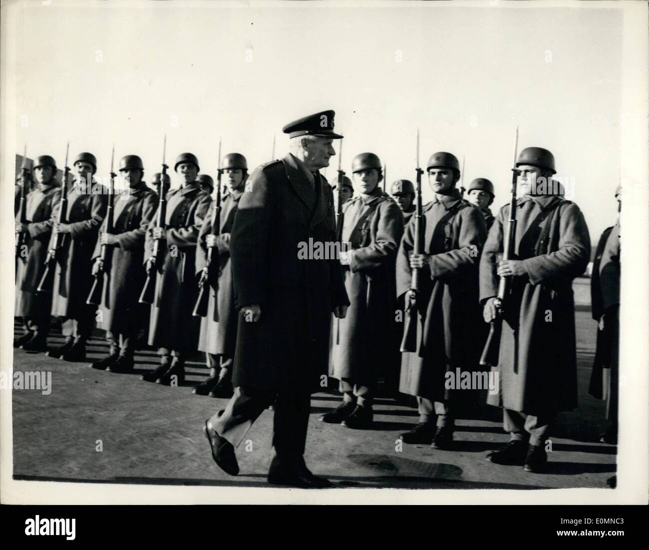 1. Januar 1956 Viscount Montgomery besucht Belgrad inspiziert Guard
