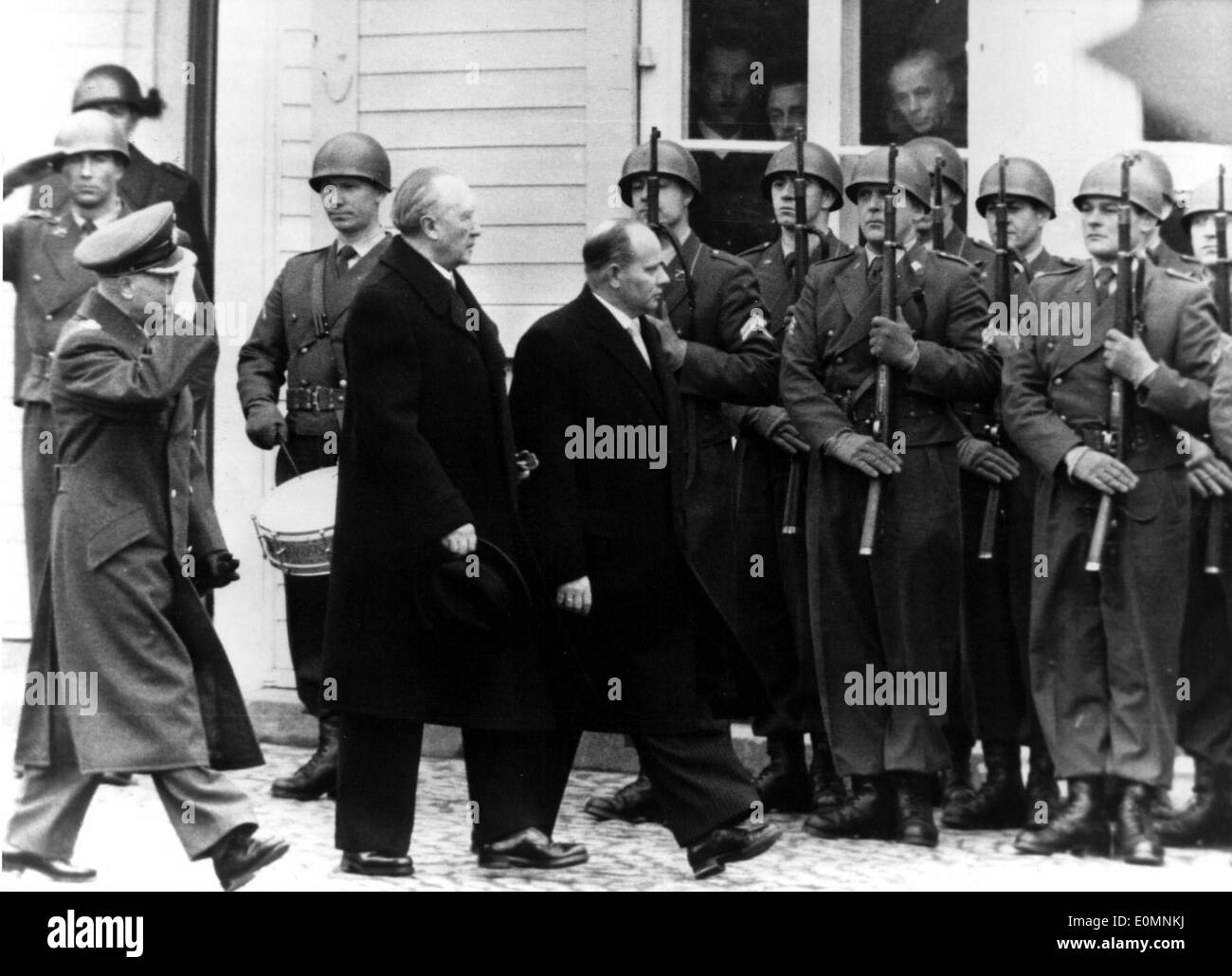 Konrad Adenauer und Adolf Heusinger, Theodor Blank Stockfoto