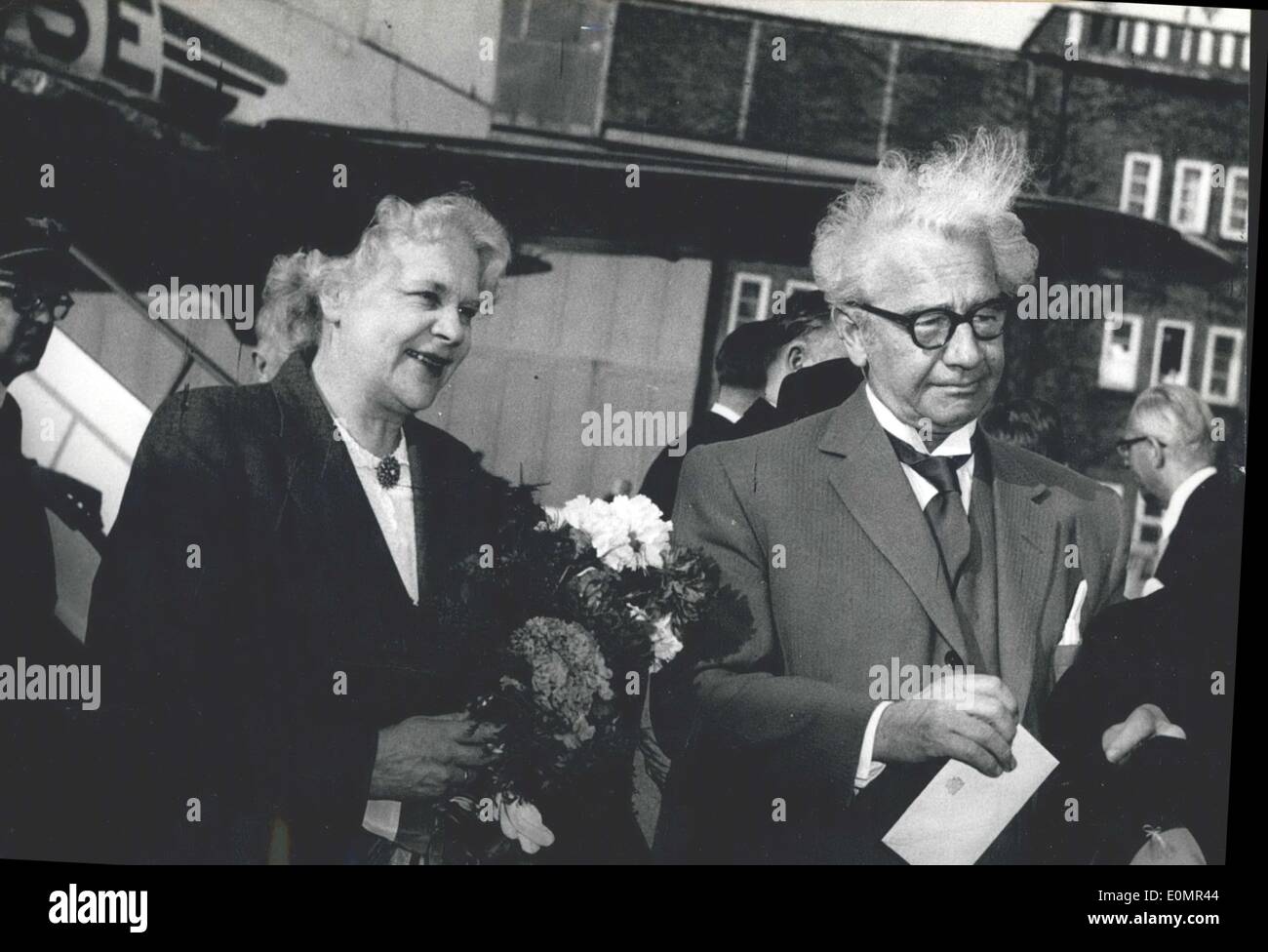 6. Mai 1956 kam der isländische Premierminister Olafur Thors am