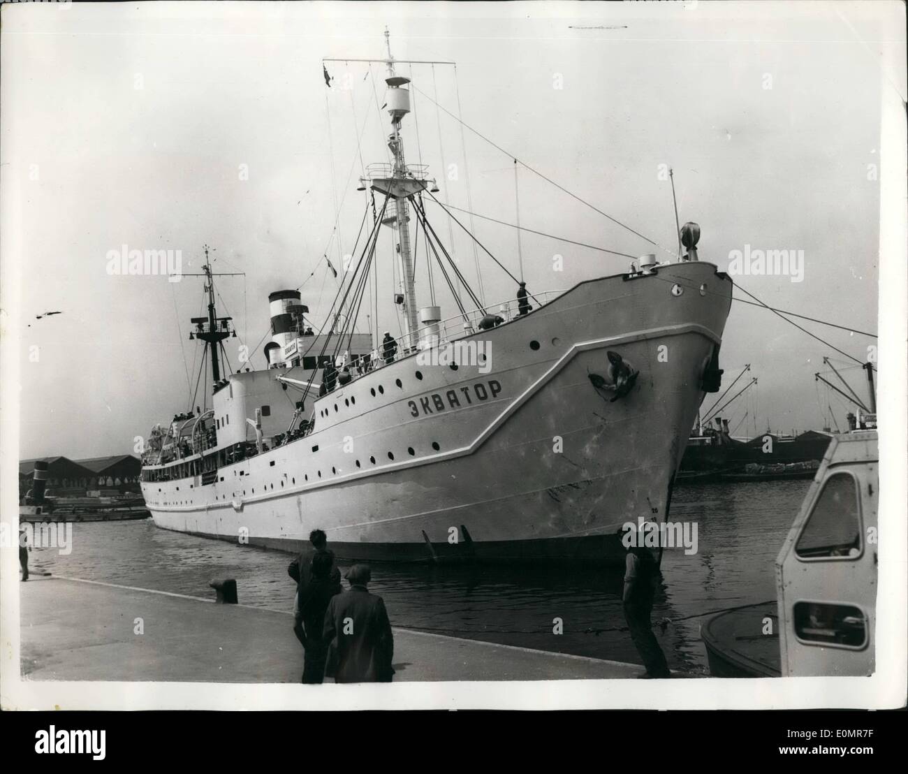 5. Mai 1956 - sowjetischen Cadet Schiff kommt In London: The Soviet Cadet Schiff Equator (3221 Tonnen) ist gestern in Surrey Docks angekommen Stockfoto