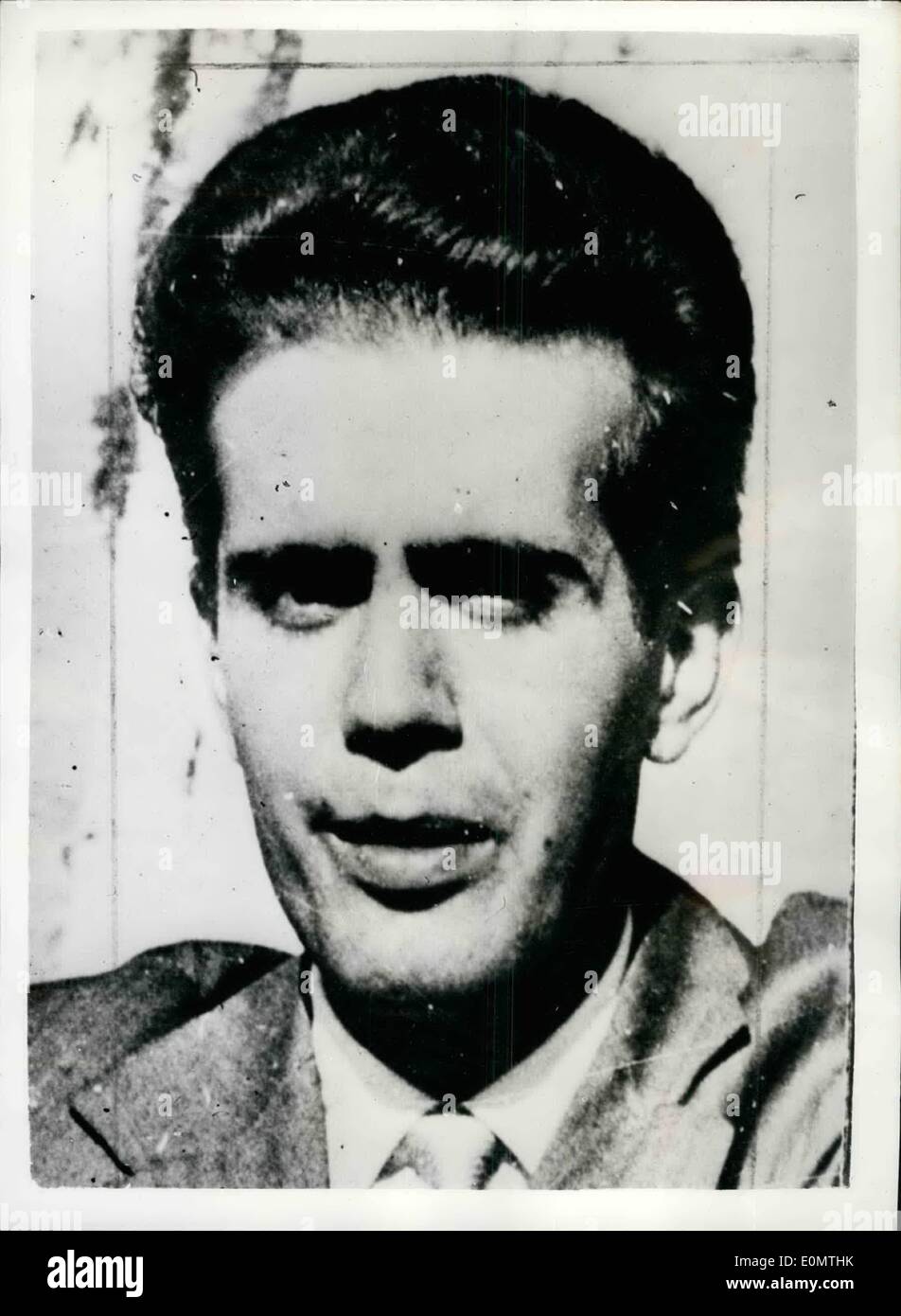 28. August 1956 - 28.05.56 drei Männer der Scarface Mord angeklagt. Drei Männer wurden gestern Abend von dem Mord an Thomas Scarface Smithson, beschuldigt, die am Montagabend in London gedreht wurde. Philip Aloysius Ellul, 29 Jahre alt sind; Victor Spampinato, 22, und Joe Zammit, 26. Alle waren bei Harrow-Straße Polizei-Station geladen und erscheint am Willesden heute Morgen. Ellul und Spampinato sind die ersten, in Rechnung gestellt. Zammit wurde kostenlos um 9.15, vier Stunden, nachdem er in Stepney verhaftet wurde. Foto zeigt: Victor Spampinato, einer der Beschuldigten Männer. Stockfoto