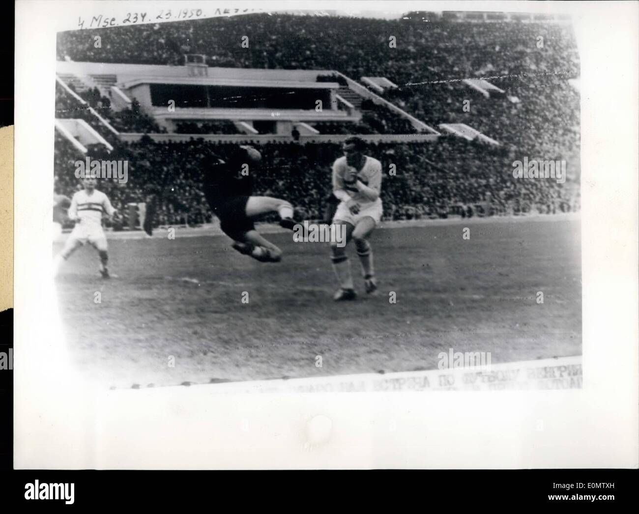 Sept. 09, 1956 - ungarischen Fußball Mannschaft gewinnt in Moskau. Fußball-Nationalmannschaft Ungarns ist es gelungen, mit einem unerwarteten 1:0-Punktestand Stockfoto