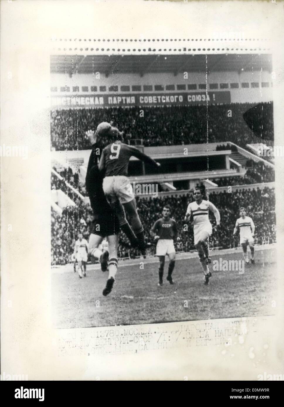 Sept. 09, 1956 - ungarischen Fußball-Nationalmannschaft gewinnt in Moskau. Fußball-Nationalmannschaft Ungarns ist es gelungen, mit einem unerwarteten 1:0-Punktestand Stockfoto