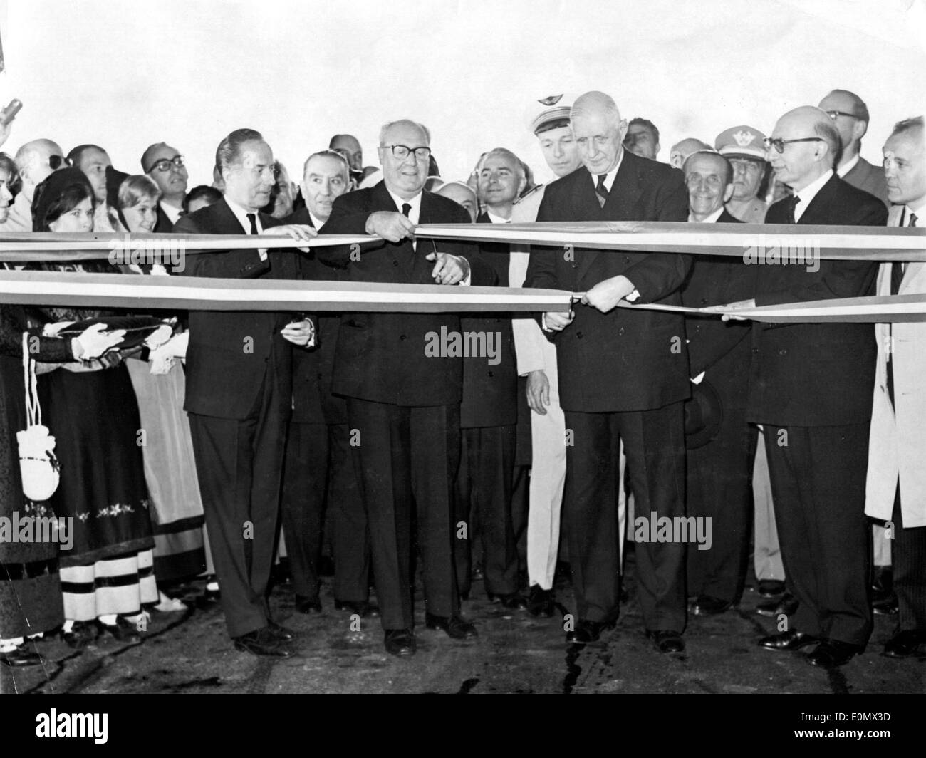 Charles De Gaulle und Giuseppe Saragat in der Mont-Blanc-Tunnel-Eröffnung Stockfoto