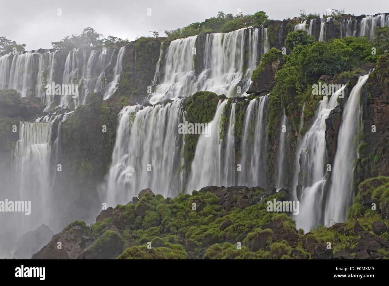 Bernabe Mendez Wasserfälle, Iguazu Nationalpark, Argentinien Stockfoto