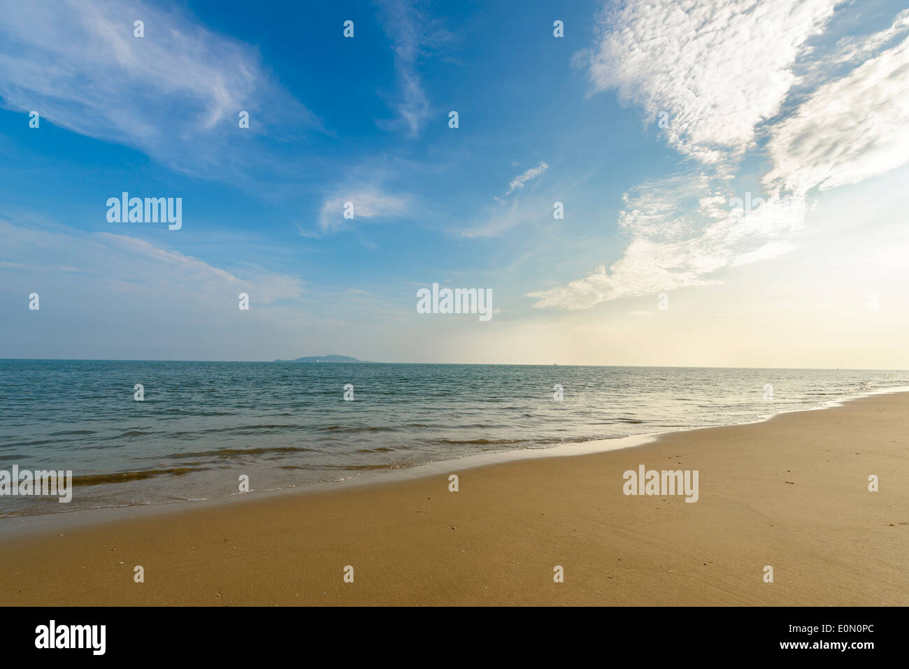 Das ruhige Meer. Sanya Bay, Sanya, Hainan, China Stockfoto