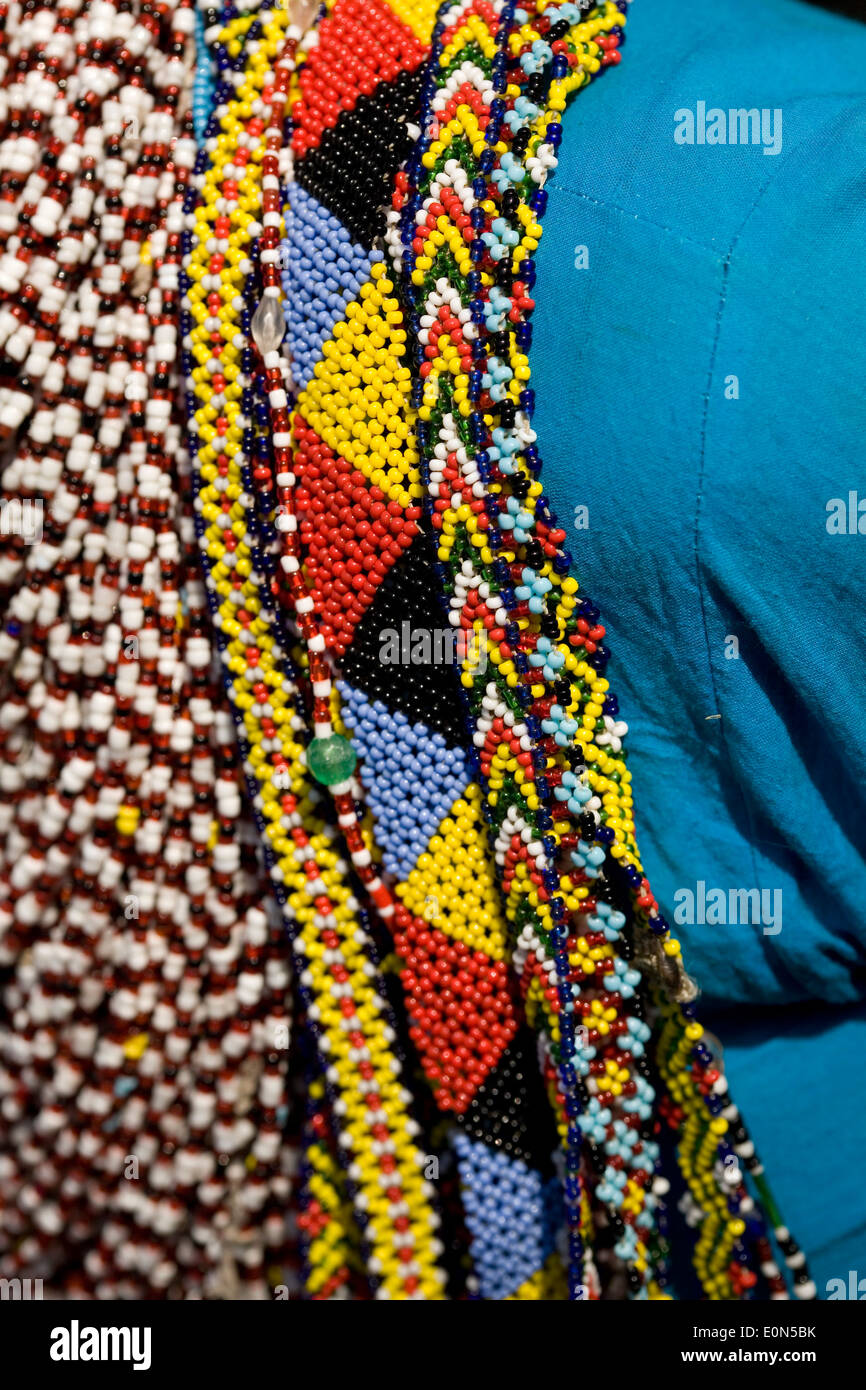 Detail der Perlen von den Frauen des Stammes Tripura in Bandarban Region von Bangladesh getragen. Stockfoto