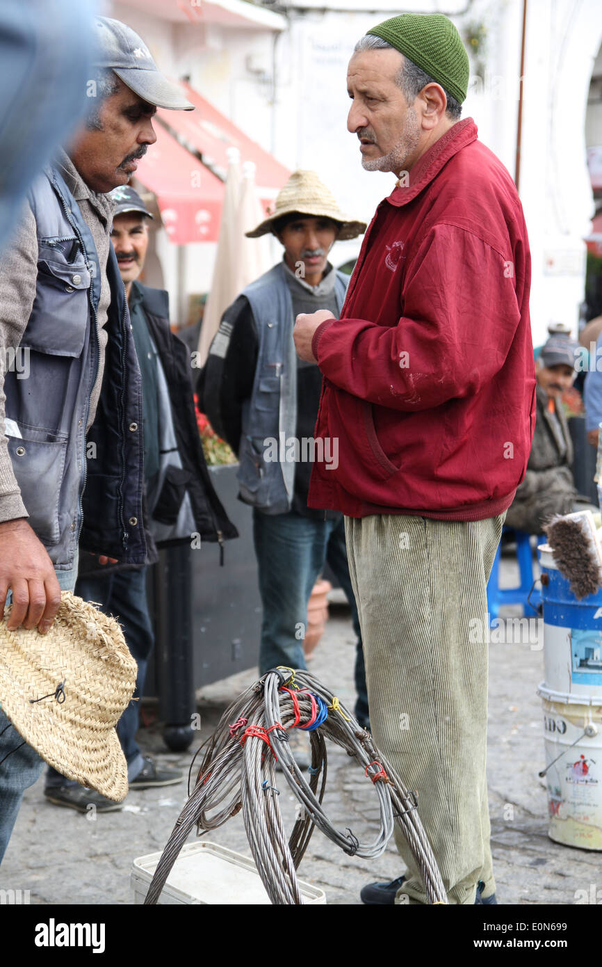 Feilschen am markt Fotos und Bildmaterial in hoher Auflösung Alamy