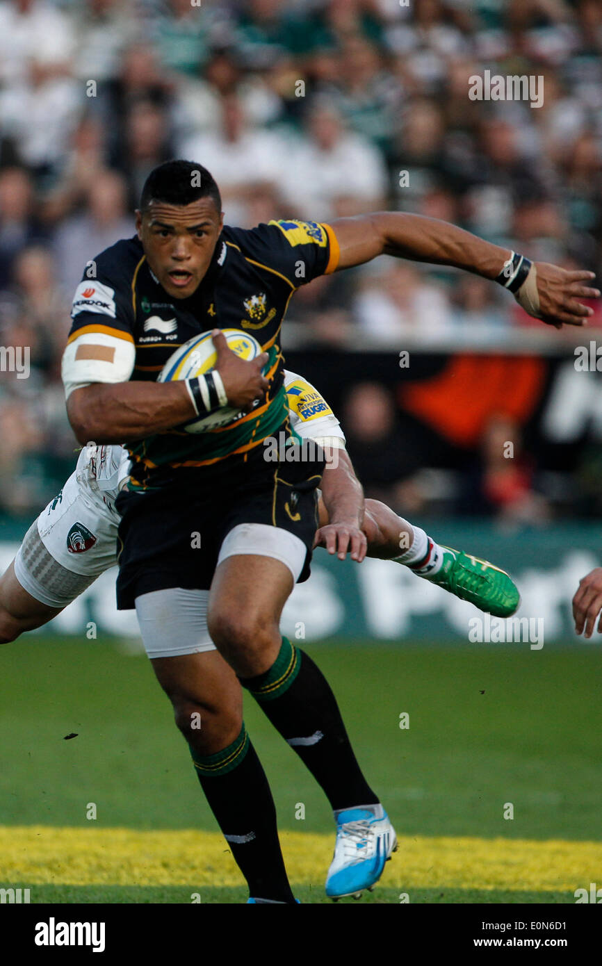 Northampton, UK. 16. Mai 2014. Luther BURRELL von Northampton Saints am ball bei der Aviva Premiership Play Off Spiel zwischen Northampton Saints und Leicester Tigers in Franklins Gardens. Bildnachweis: Aktion Plus Sport/Alamy Live-Nachrichten Stockfoto