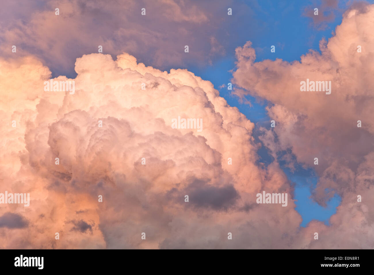 Wolken bin Himmel - Wolken am Himmel Stockfoto