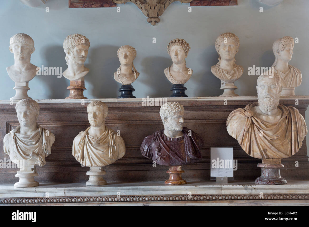Porträtbüsten der römischen Kaiser, Kapitolinische Museen, Rom, Italien Stockfoto
