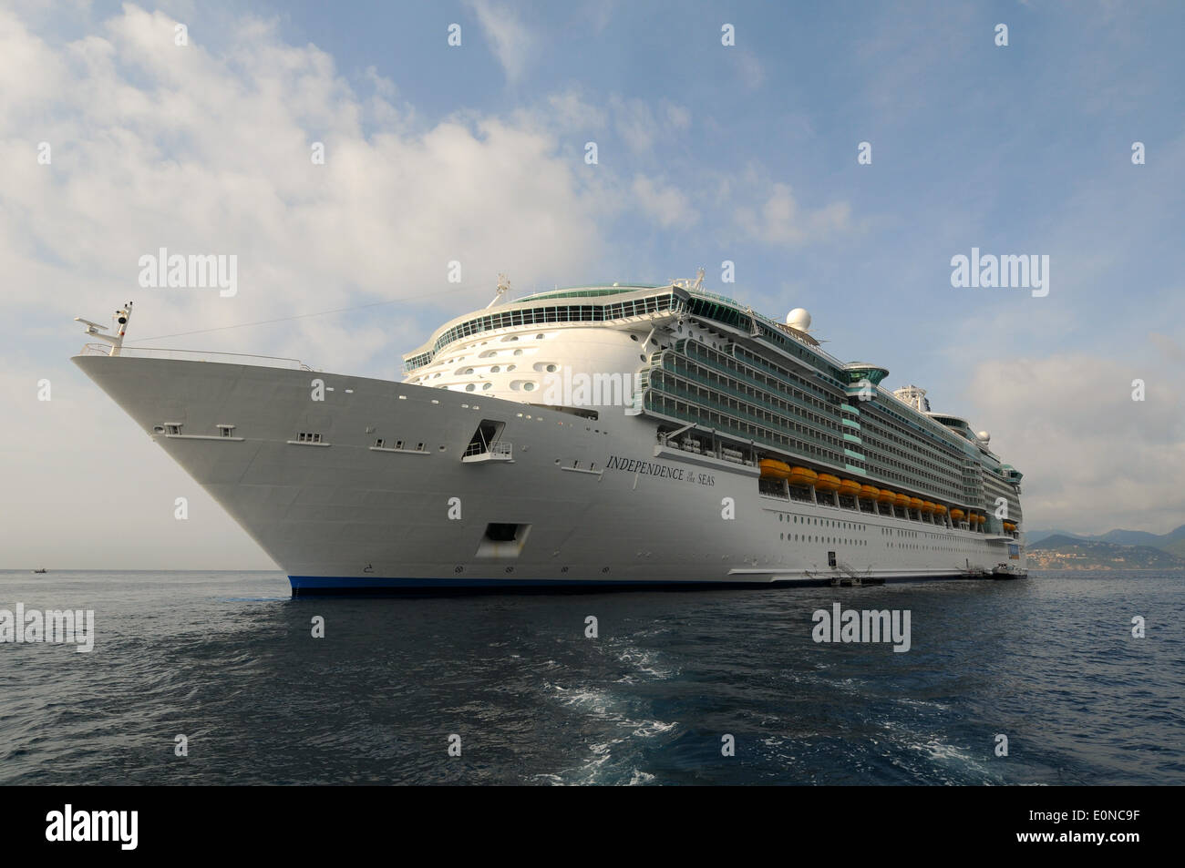 Royal Caribbean Unabhängigkeit der Meere Kreuzfahrtschiff auf hoher See. Stockfoto