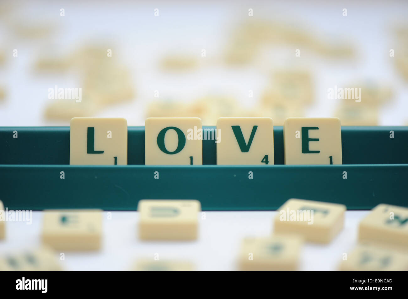Scrabble Fliesen die Worte Liebe auslesen Stockfoto