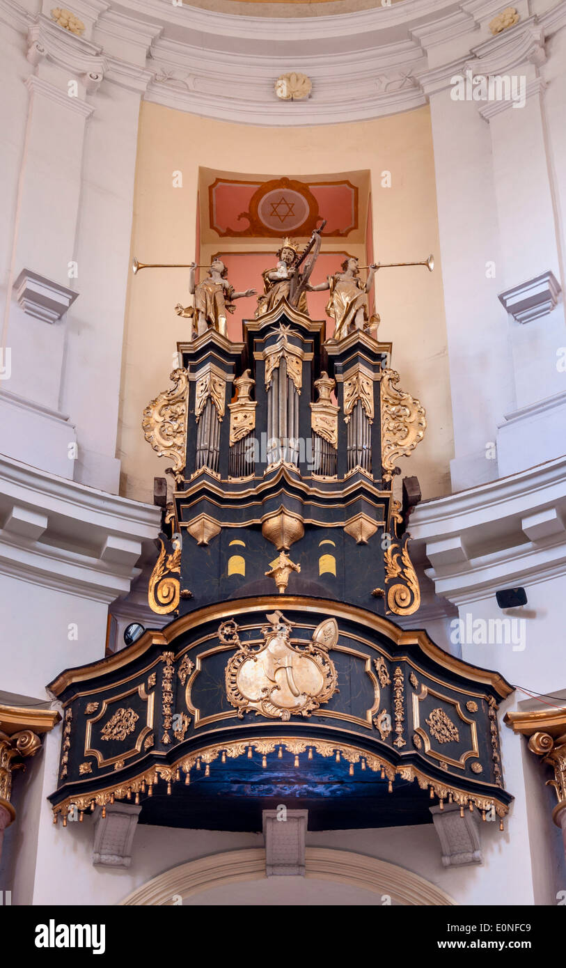 Orgel der Stiftskirche von St. Joseph, 17. Jahrhundert, Barock-Stil, in Klimontow, aka Kleinpolen Region Kleinpolen, Polen Stockfoto