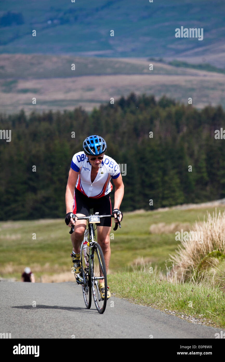 Yorkshire Dales National Park, Großbritannien. 18. Mai 2014. Die Etape du Dales ist eine radsportveranstaltung jedes Jahr im Mai statt, die in den Yorkshire Dales in Großbritannien. Es ist, als eine der beliebtesten und herausfordernde sportives in Großbritannien geordnet und ist als einer der Top ten Fahrten in Großbritannien. 2010, Malcolm Elliott eine Kursaufzeichnung von 5h, 43m, 24s. Stockfoto