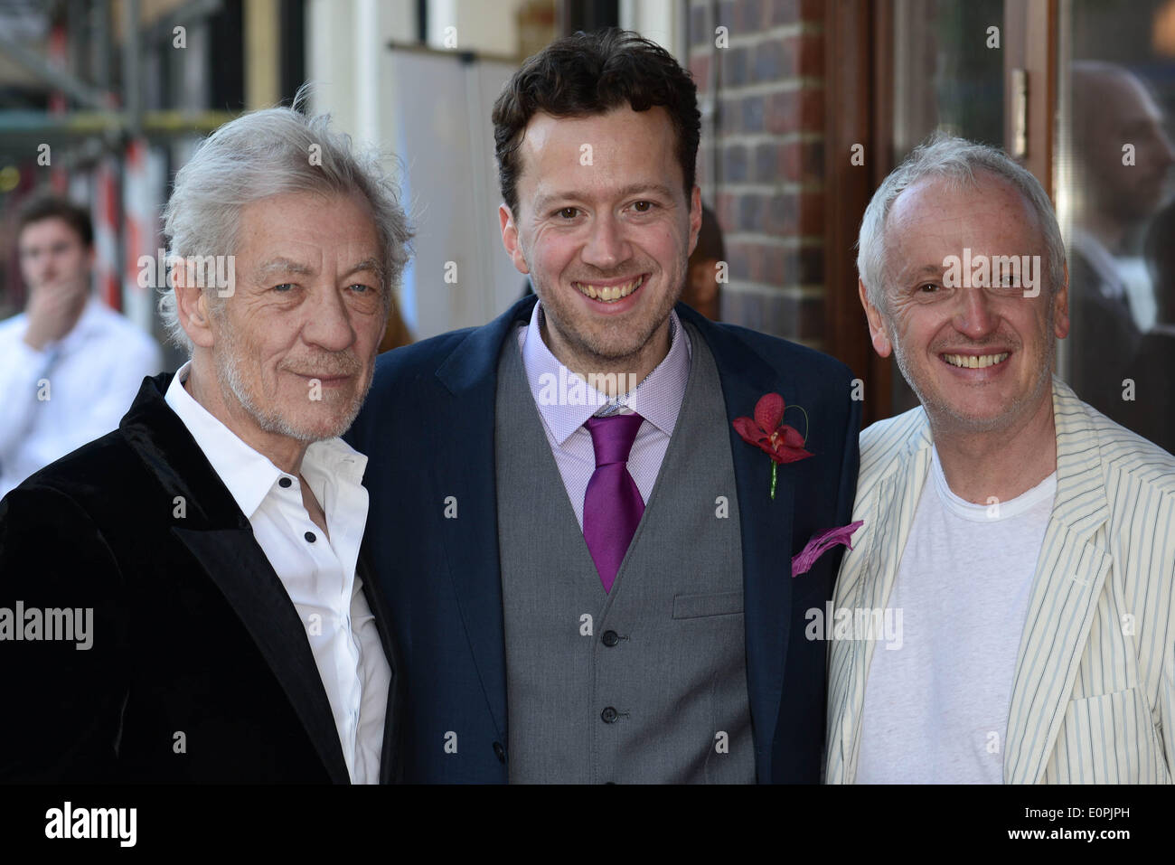 London, UK. 18. Mai 2014. Sir Ian McKellen, Jez Bond und Sean Mathias besucht die Parktheater ersten Geburtstag Gala im Finsbury Park in London. Foto: siehe Li/Alamy Live News Stockfoto