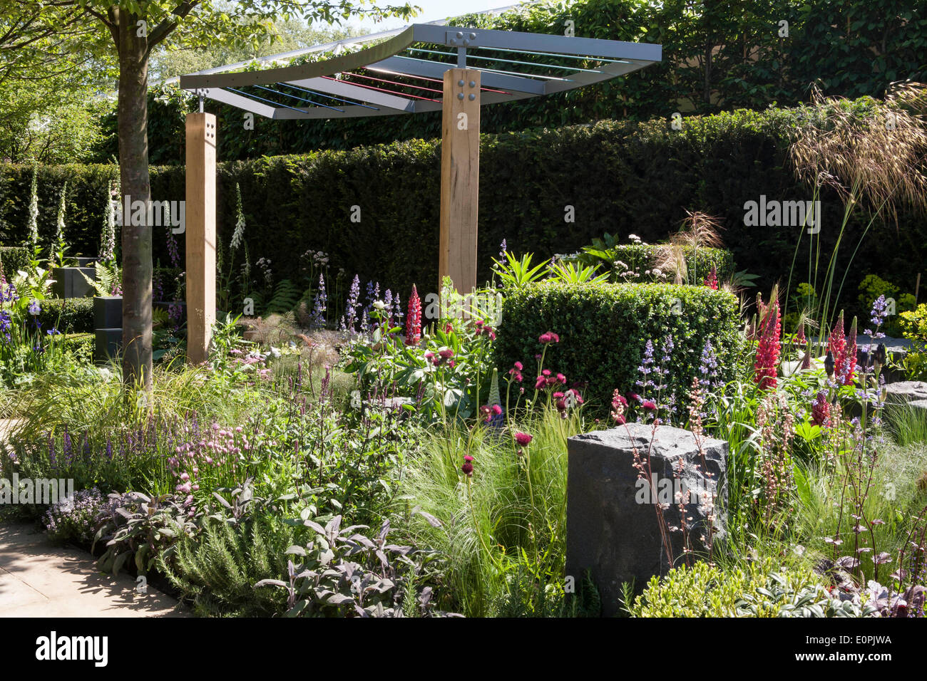 Chelsea, London, Großbritannien. 18. Mai 2014. RHS Chelsea Flower Show 2014 Hoffnung Am Horizont Designer Matt Keightley Sponsor David Brownlow Gemeinnützige Stiftung Credit: ein Garten/Alamy leben Nachrichten Stockfoto