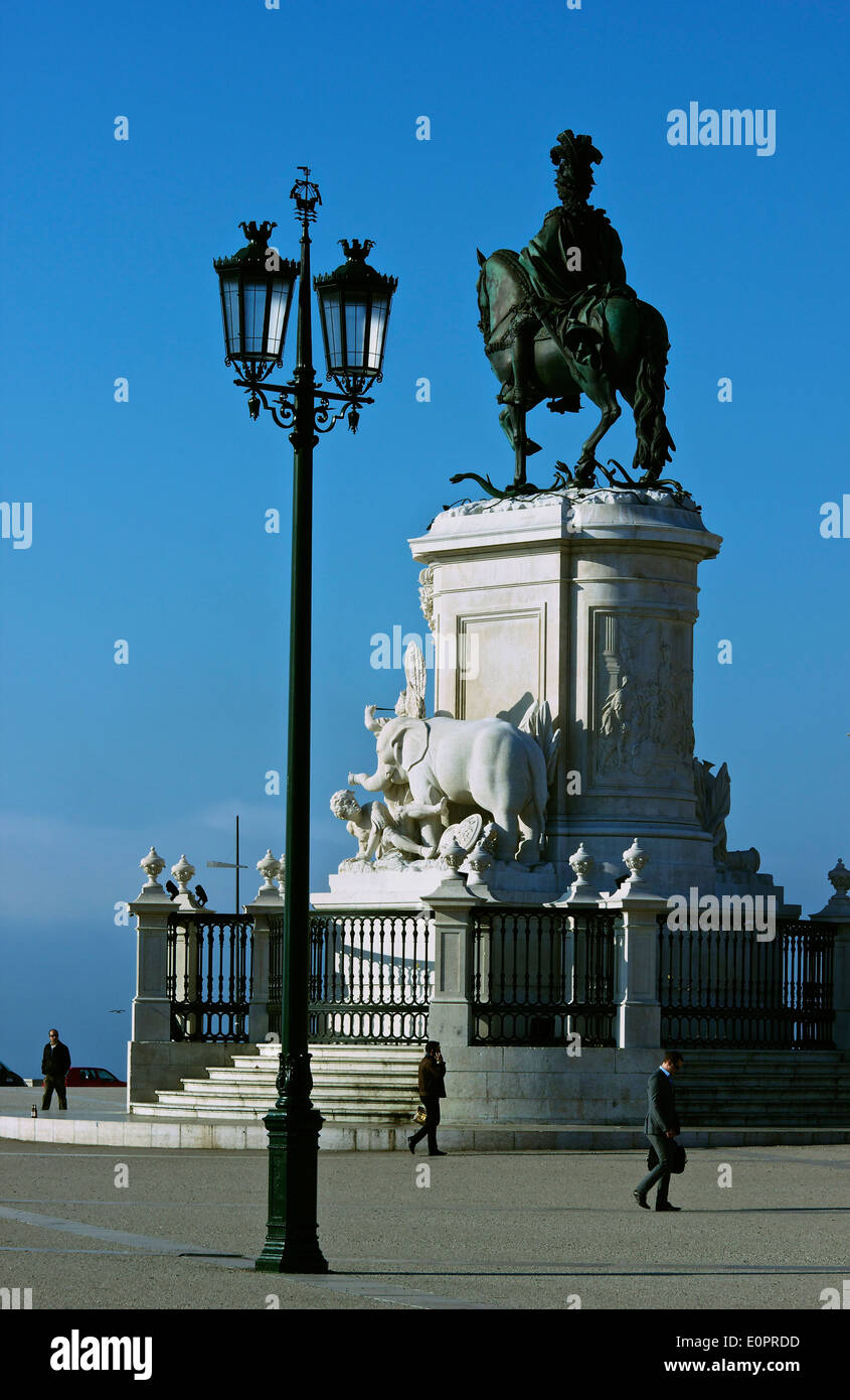 Bronze-Statue von König José 1 eleganten riverside Square Praco Comercio Lissabon Portugal Westeuropa Stockfoto